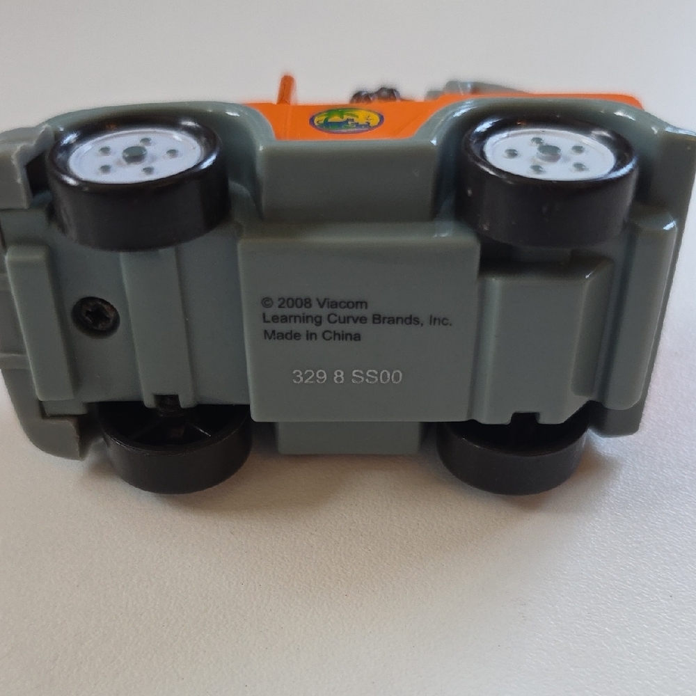Go, Diego, Go! Rescue Jeep toy - Picture 6 of 7